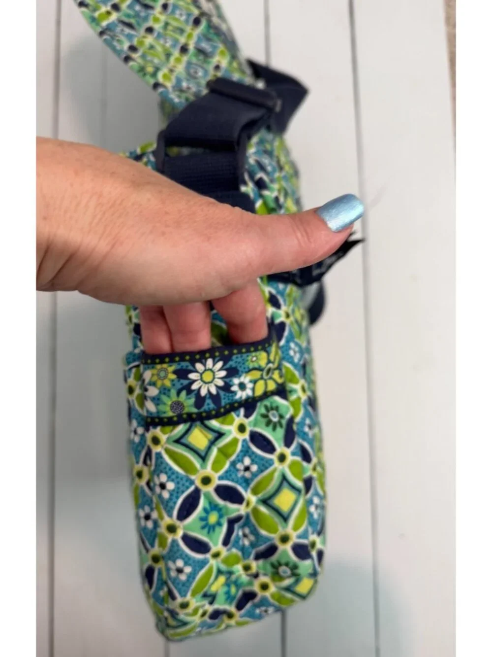 Vera Bradley Crossbody Messenger Laptop Bag Blue Green Daisy Daisy 14x10x4 in